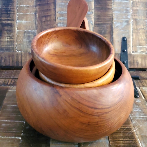 Vintage Wooden Salad Bowl Set - Picture 2 of 11